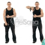 Remo al mentón con mancuerna a una mano (One Arm Dumbbell Upright Row)